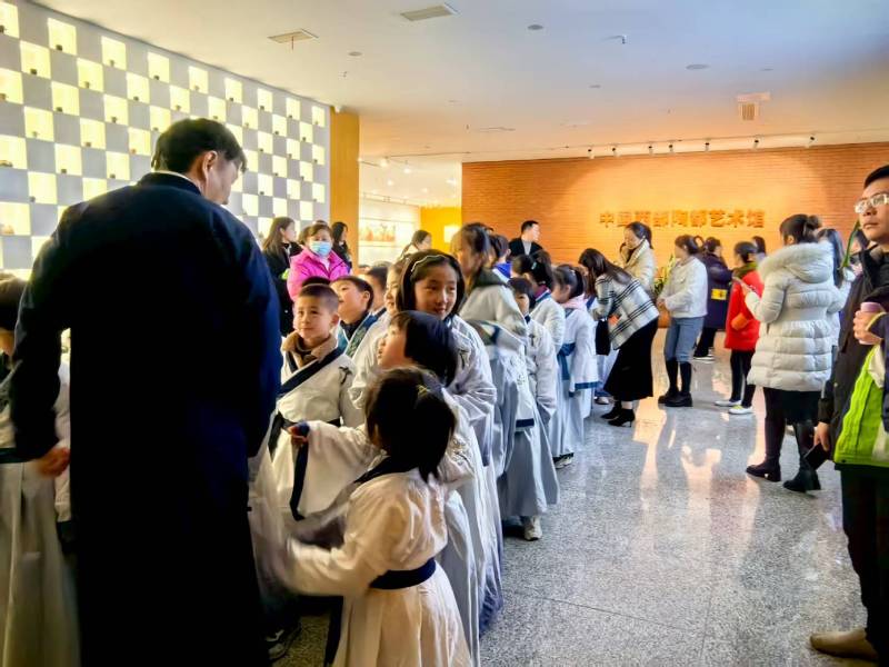 文化赋能：双峰县魔创文旅挖掘城市文化资源的实践探索